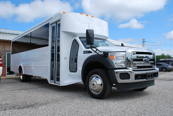Portland 18 Passenger Limo Bus